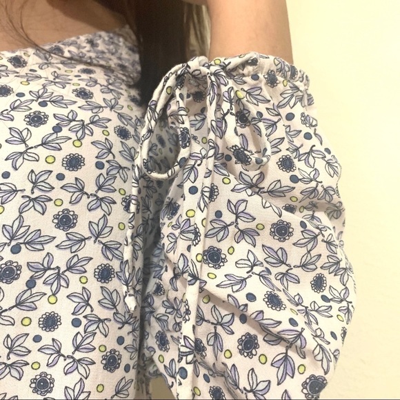 LOFT•long sleeve floral blouse - Picture 5 of 7